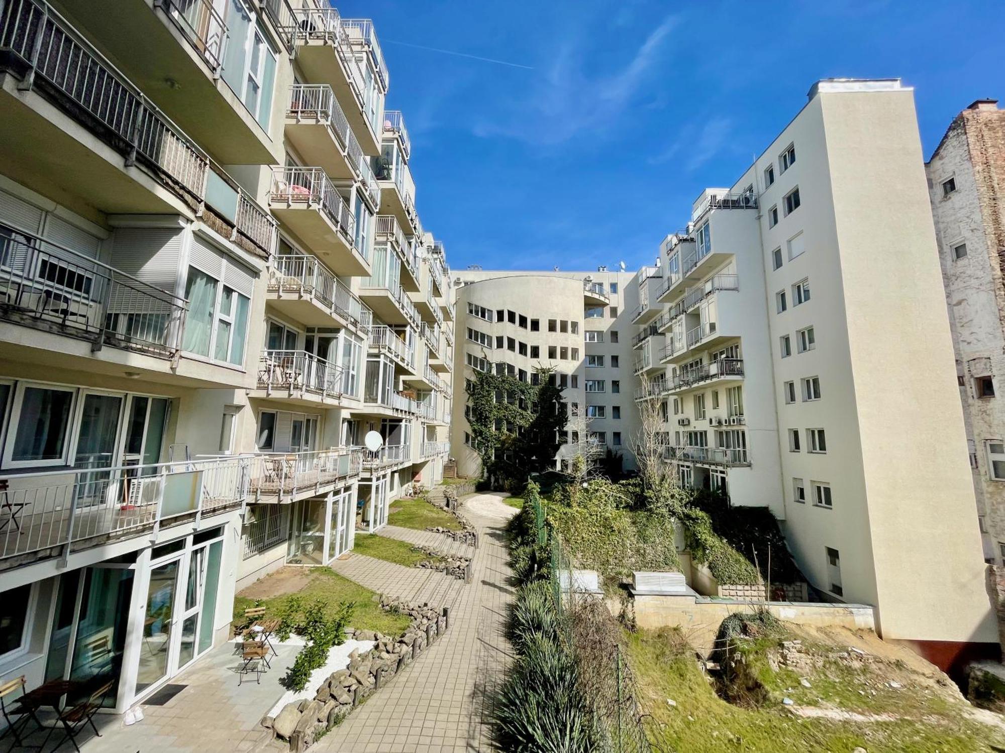 #Klauzal11#Design Apartment #2Bdrm #Freeparking Budapest Esterno foto